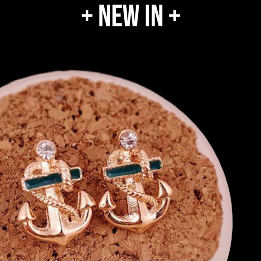 New Nautical Beach Sea Anchor Gold Tone Alloy Crystal Stud Earrings